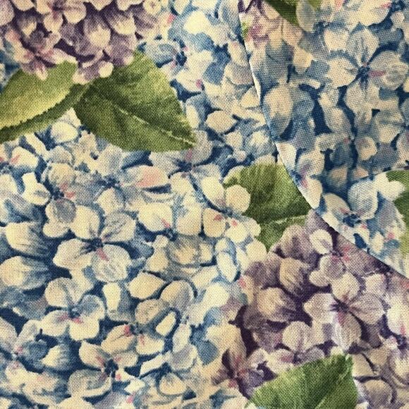 Smiling Button NWT Hydrangea Sunday Dress. Size 4 - Picture 4 of 6